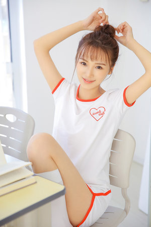 年轻的姐姐